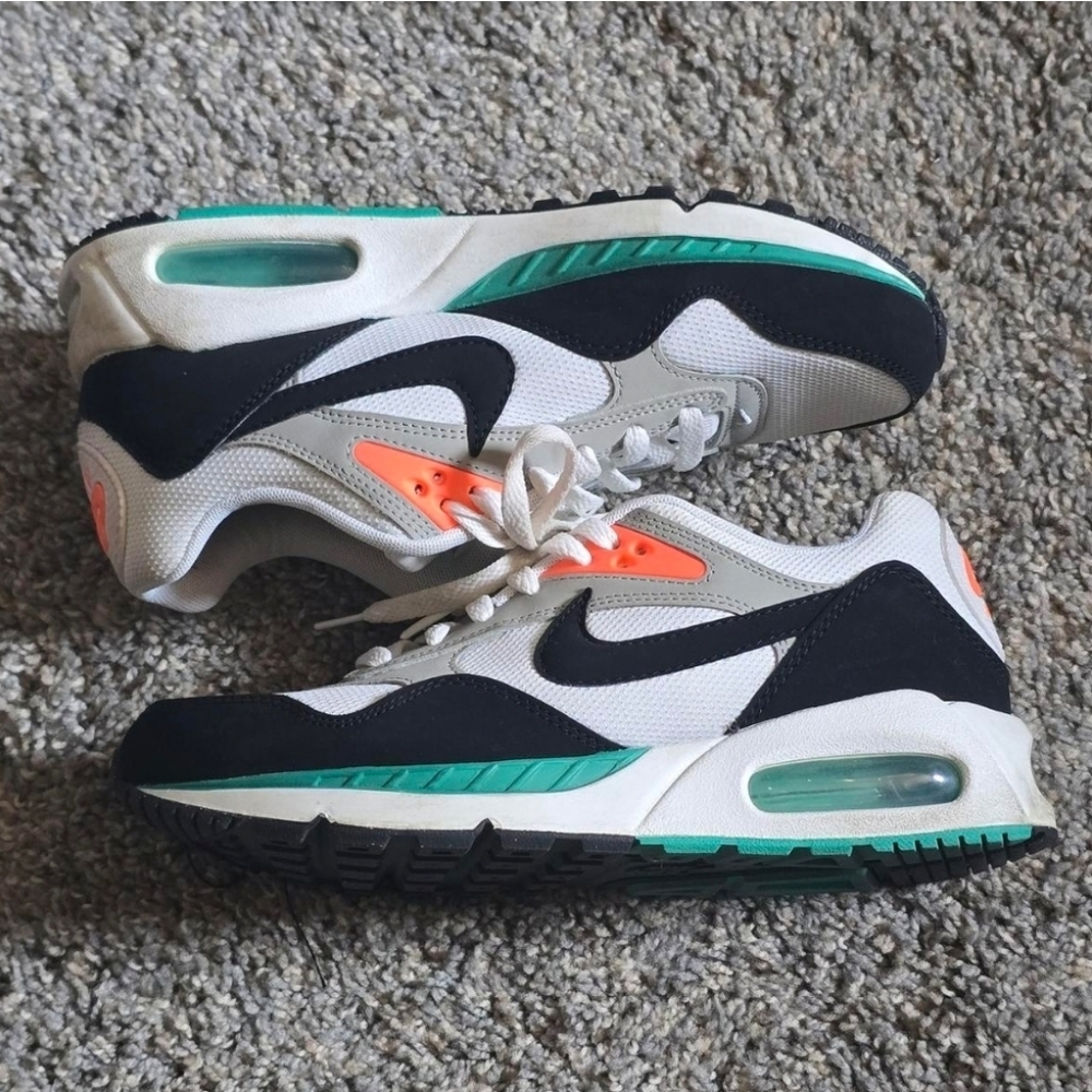 Nike Air Max Sneakers in Black and Teal